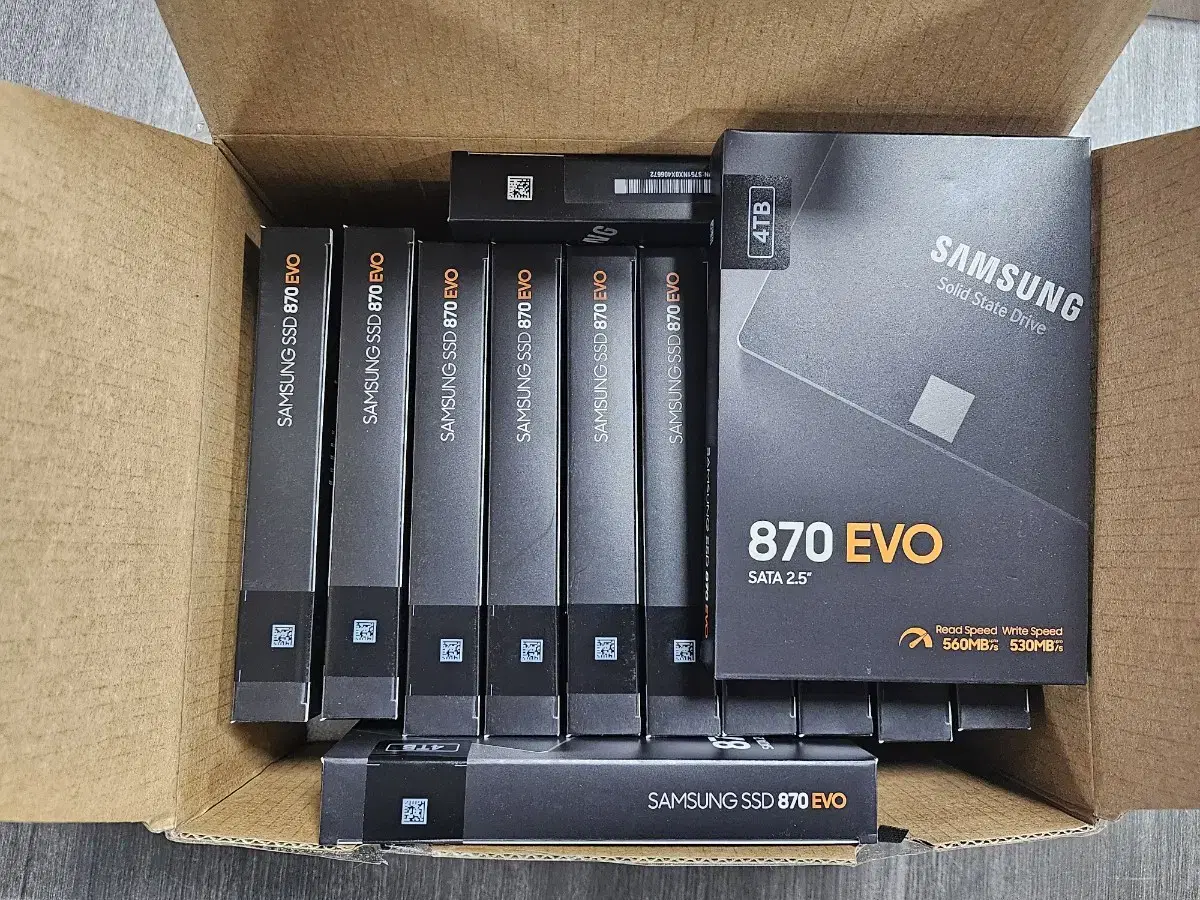 삼성 870evo 4tb 미개봉 팝니다